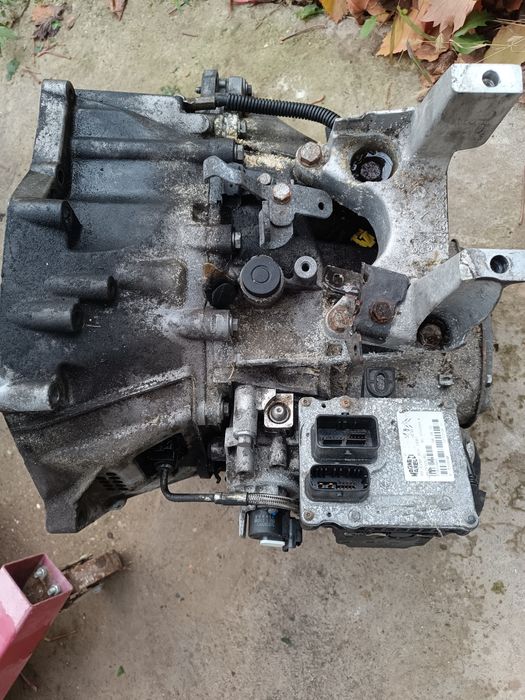 Роботизирана кутия Пежо 508