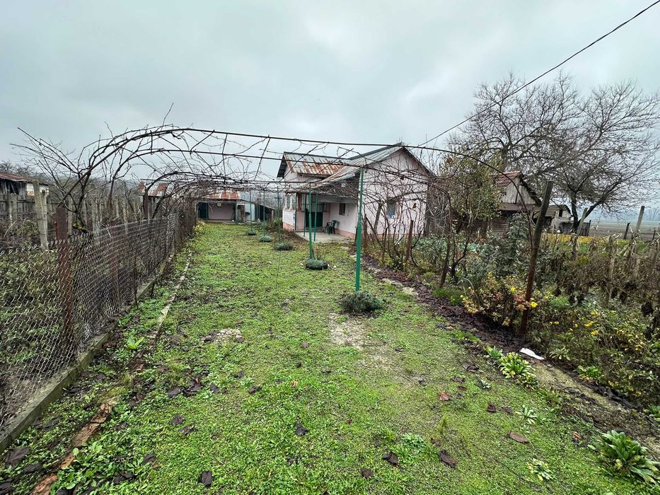 Casa de vanzare comuna