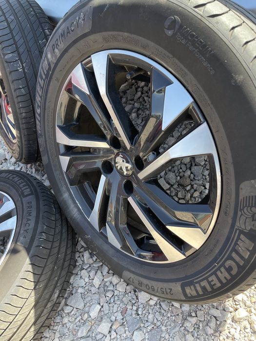 3 бр. Оригинални 17" Peugeot 2008 2021