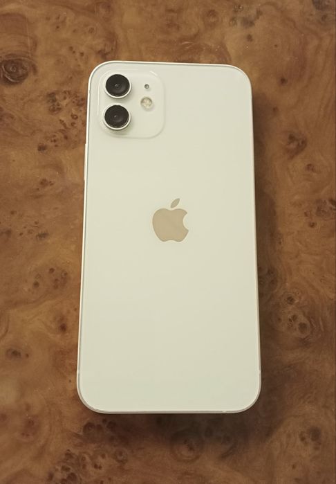 Айфон 12 сатылады