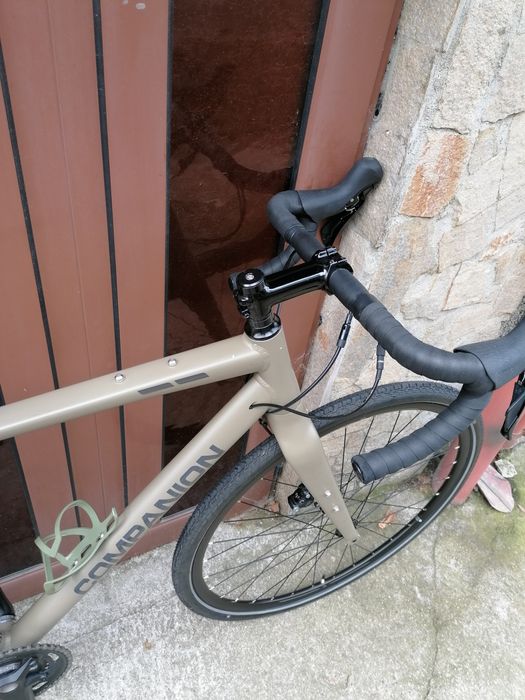 Companion Гравел, Shimano GRX, 2024 г. Хидравлични спирачки