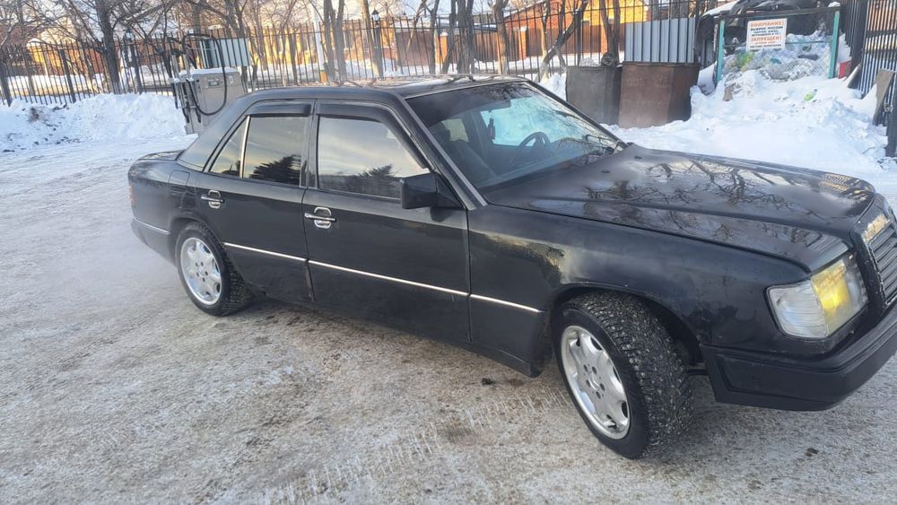 Продам мерса на полном ходу