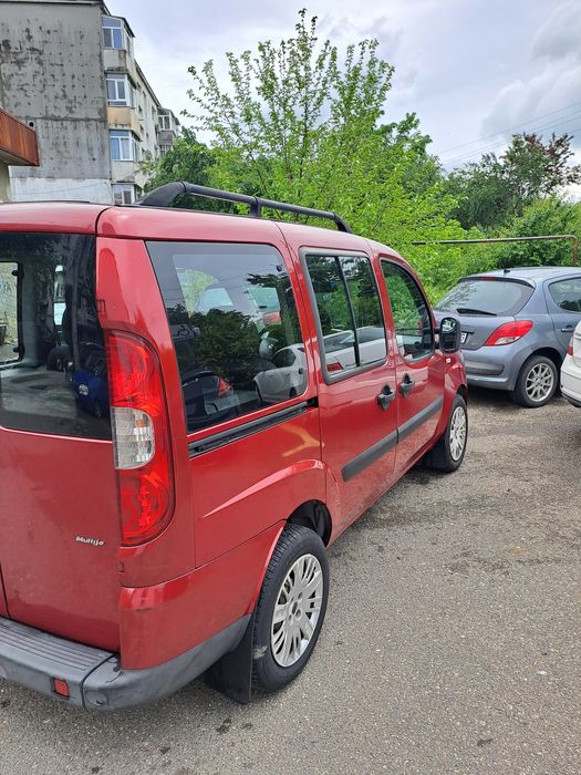 Vând Fiat Doblo 1,3 Multijet