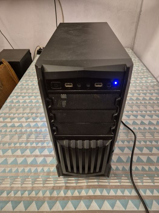 Геймърски компютър гаранция/i5 8400 16GB,GTX 1660super 6GB, 128GB SSD