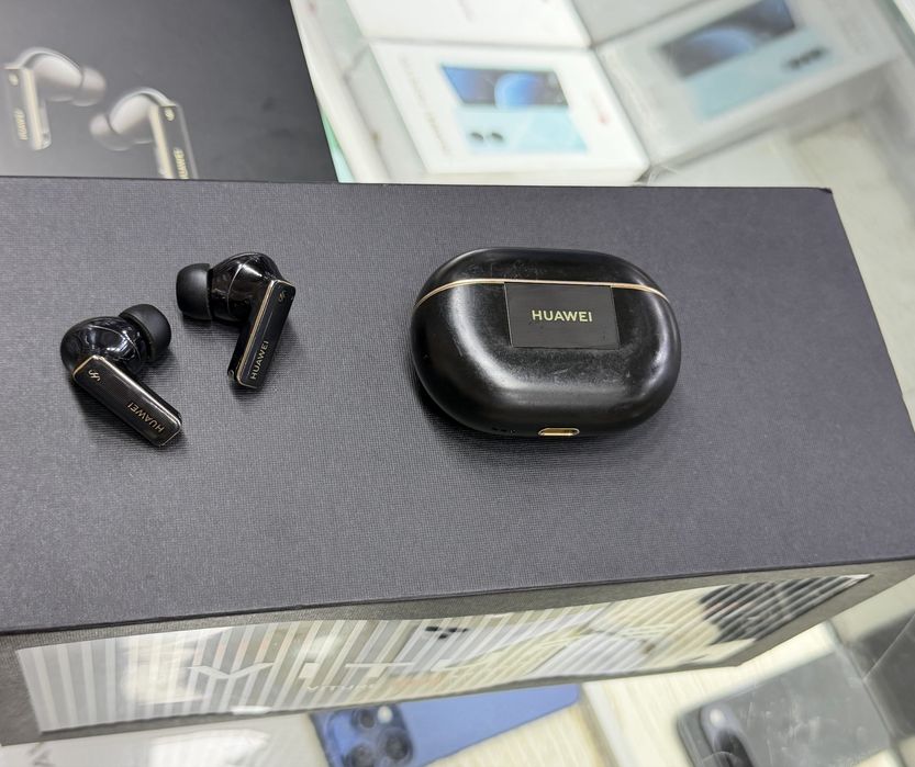 Huawei watch buds 4 pro black