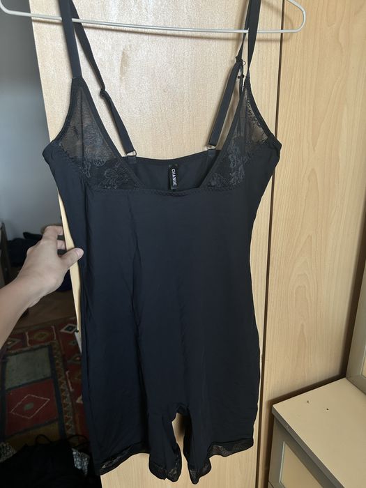 Оформящо бельо гащеризон