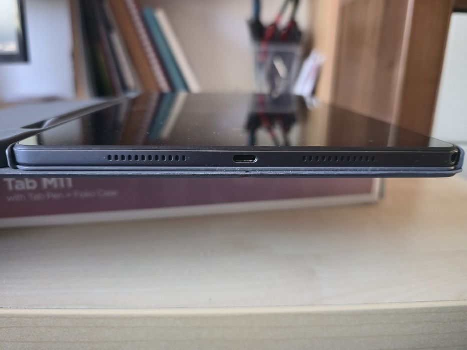Vând Lenovo Tab M11