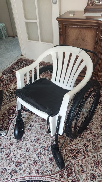 Инвалидная коляска