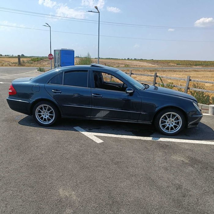 MERCEDES-BENZ E-Class 2004 — imagine 5
