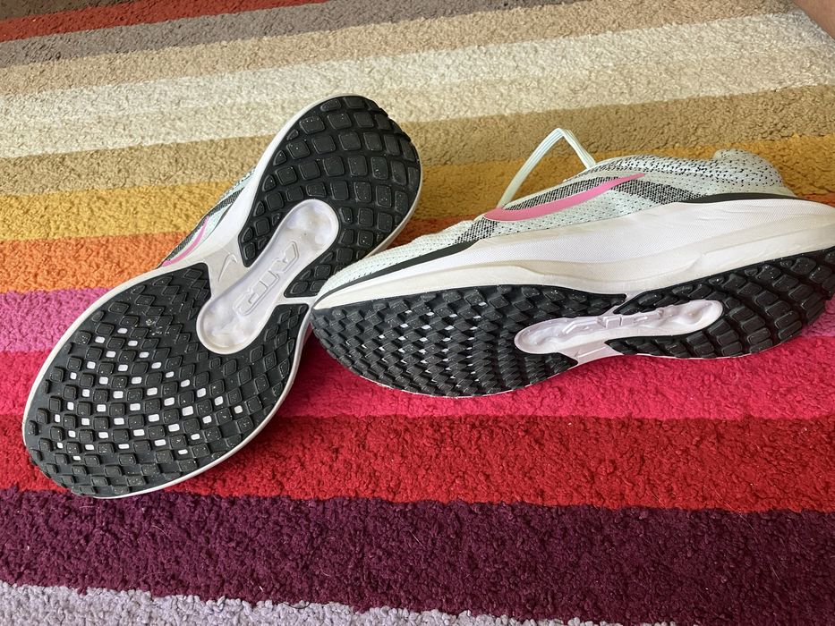Дамски маратонки NIKE Winflo 11