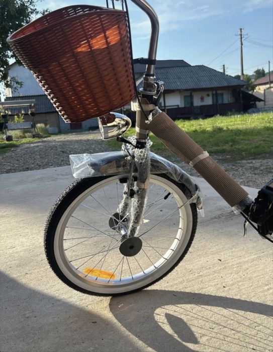 Bicicleta cu cos ,maro