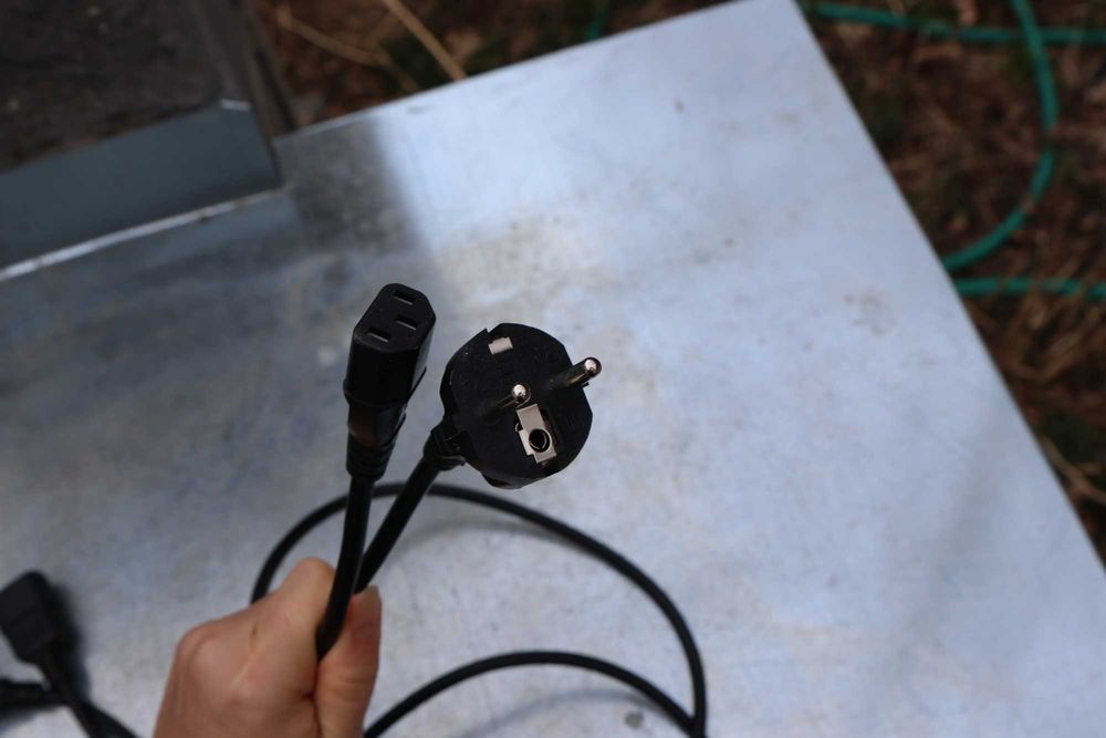 Непрекъсваем ТЗИ (UPS), Eaton 9E 1000i