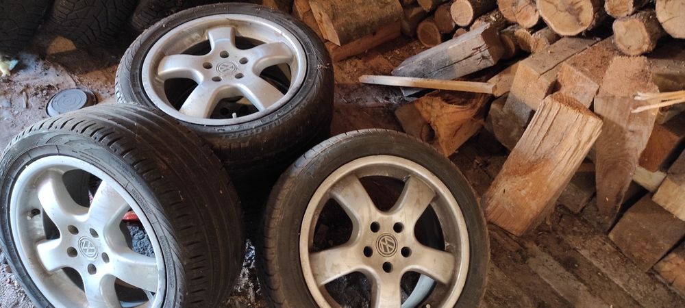 Vând jante aliaj pe 17" pentru vw/ Audi!