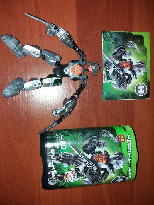 Конструктор машинки,робот трансформер