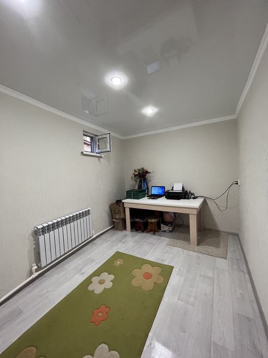 Продам дом район рынок  базар