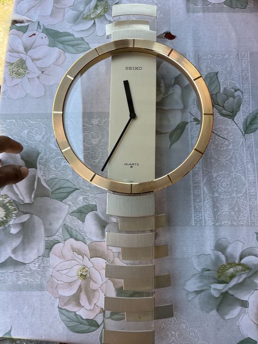 Vand ceas de perete SEIKO QUARTZ