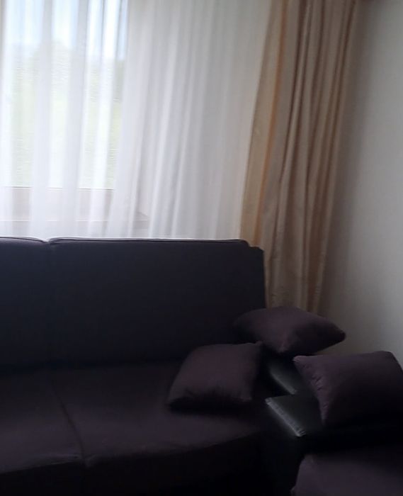 Donez canapea extensibila  fără transport