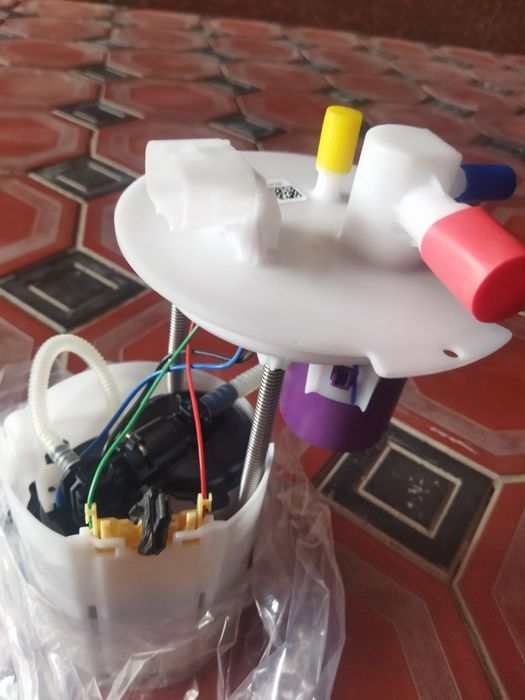 Бензонасос Трекер 2 новый