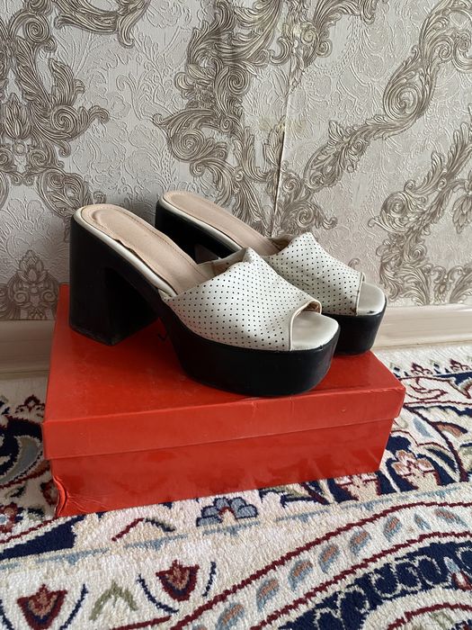 Обувь по символической цене