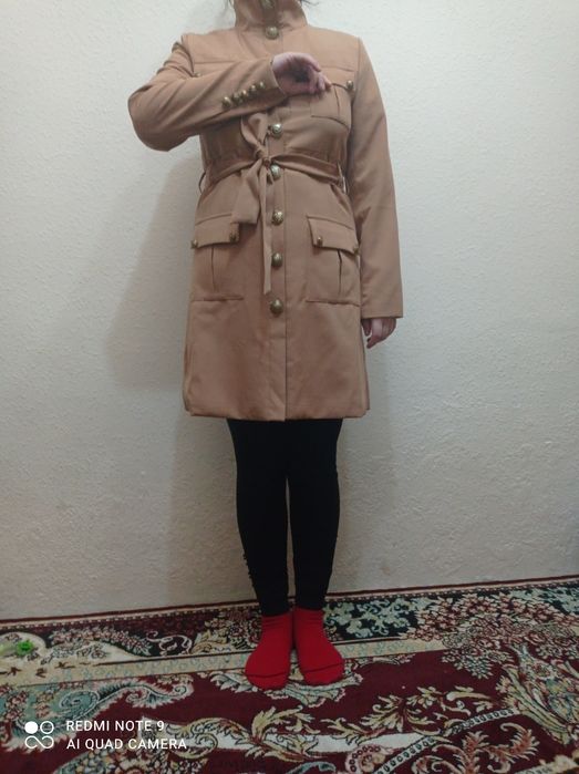 Qizlar kastyumi sotiladi chiroyli 250 ming keliwiladi