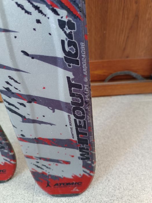 Skiuri Atomic Nomad 164