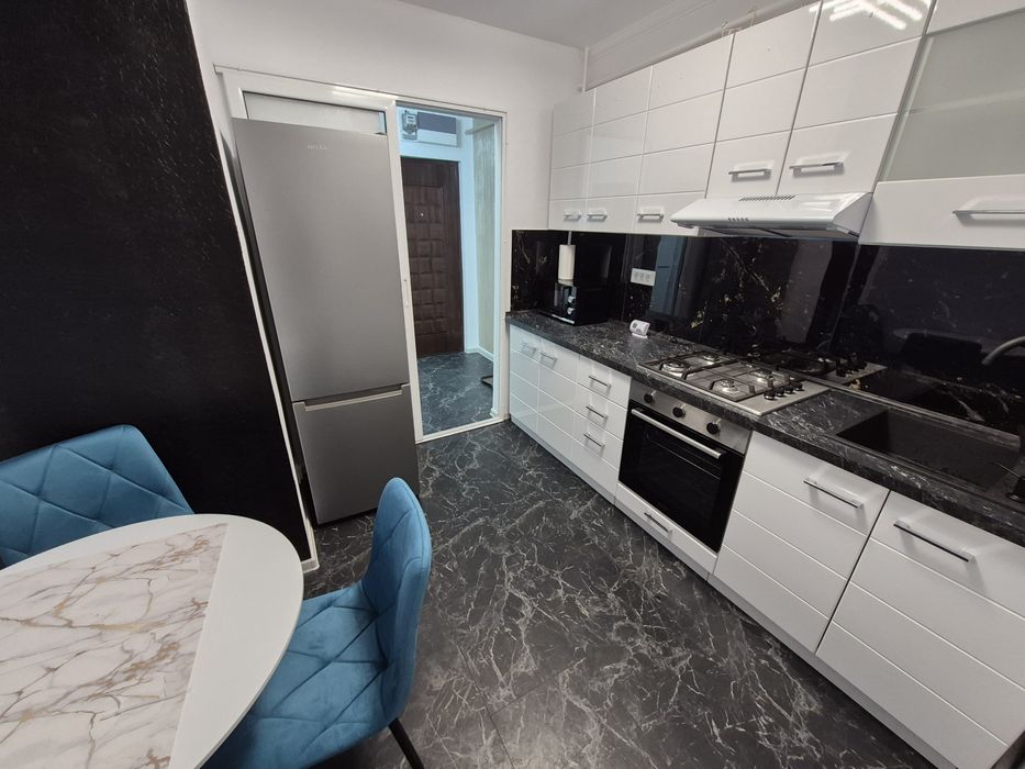 Proprietar vand ap 2 camere