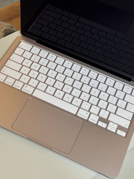 MacBook NEO A18 Pro 100% | т162923