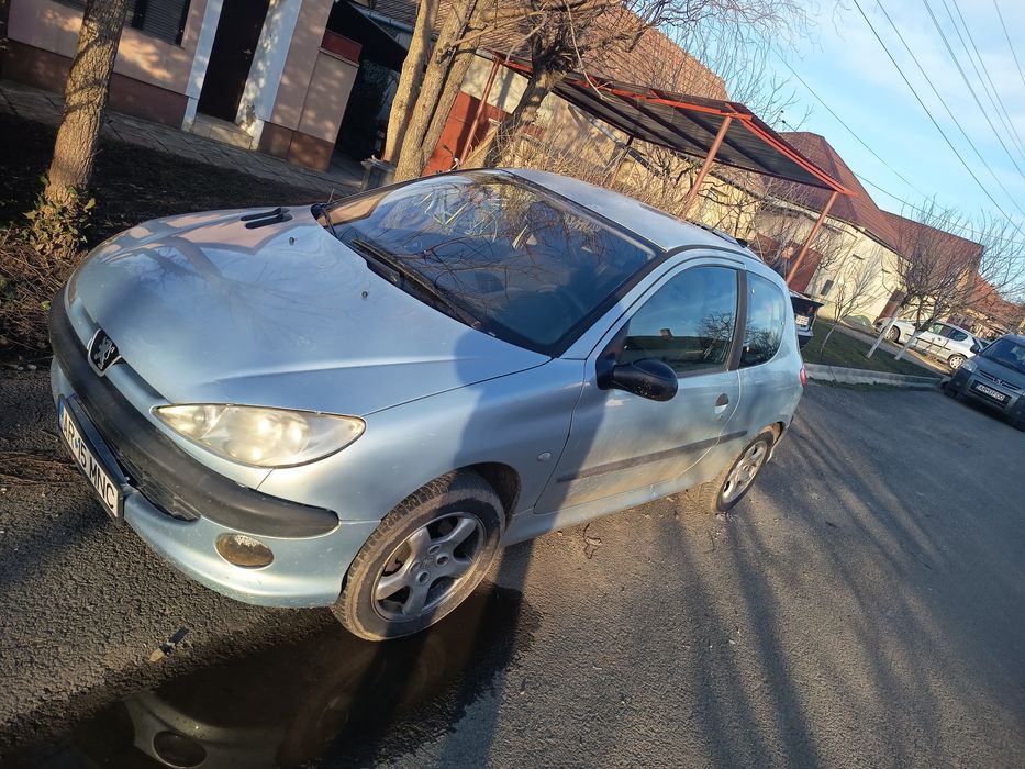 Vând Peugeot 206