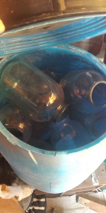 Продам банки разные есть