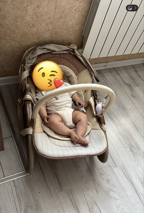 Шезлонг детский Mamalove
