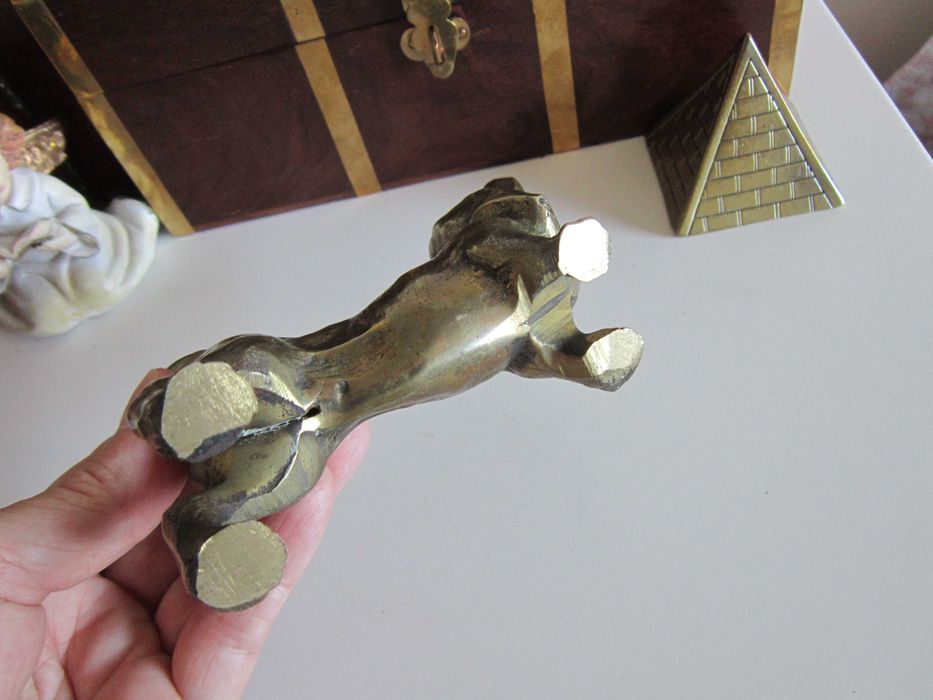 cadou rar Caine Viena 1960 Dachshund Teckel handmade bronz masiv