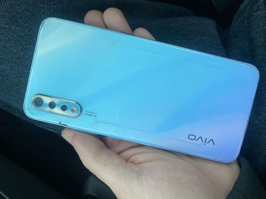 Продам vivo 17Neo