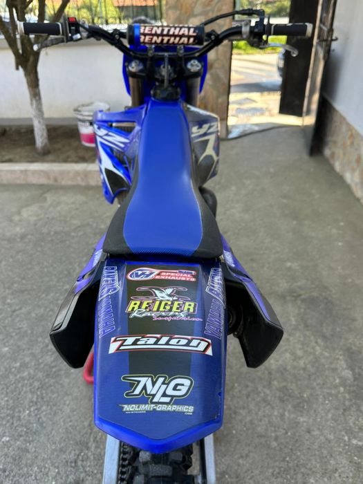 YAMAHA  YZ 2018.