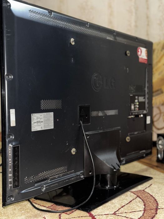 телевизор LG большой тв