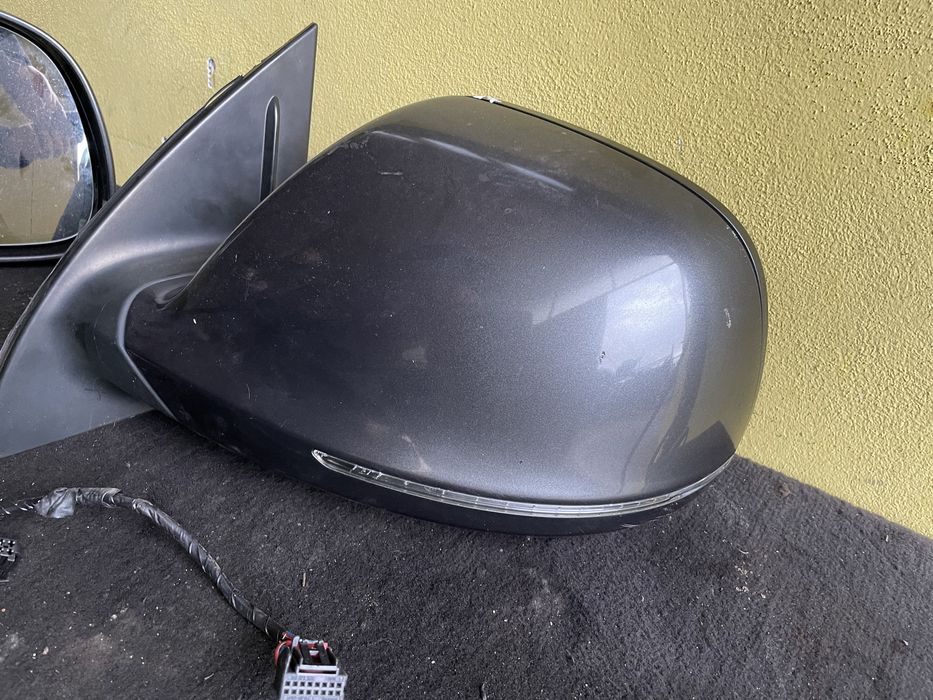 Oglinda Stanga Rabatabila Audi Q7 4L An 2006/2010 Pret 700 lei