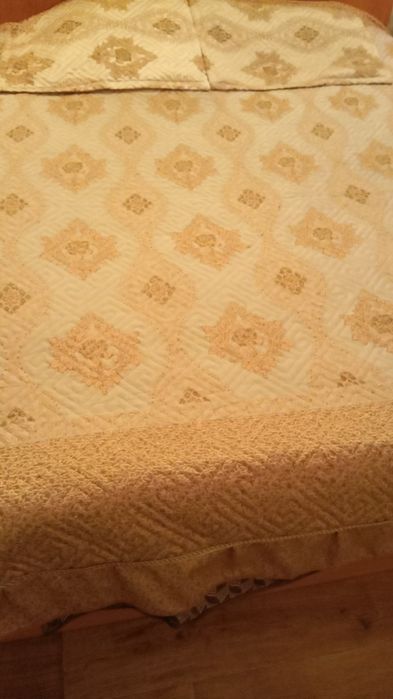 Продаю покрывало