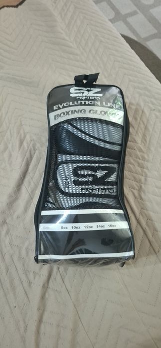 Boxing Gloves SZ Fighters Evolution Line 10 OZ