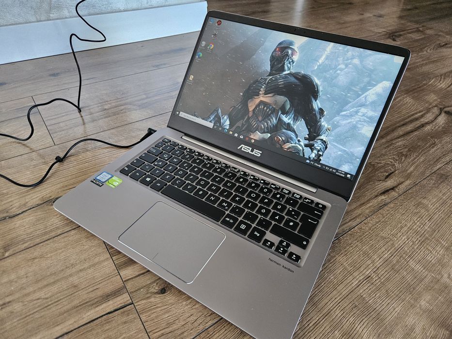 Laptop Gaming Asus Zenbook Intel i5 7th 8GB DDR4 256 SSD + 1TB HDD 2 placi video taste iluminate 14" fullhd carcasa metalica