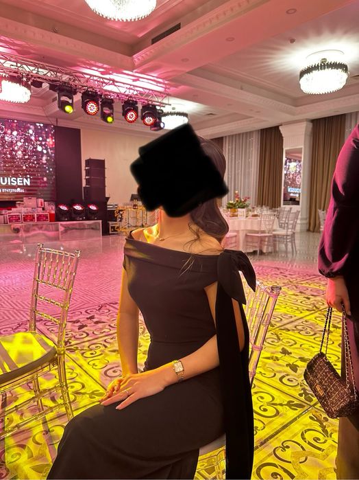 Продам черное платье