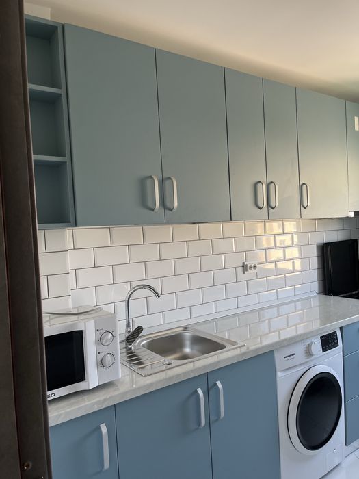 Apartament cu 3 camere de inchiriat, 2 băi, 2 balcoane | Nou Renovat & Mobilat | Prima Chirie! Cartier Trivale