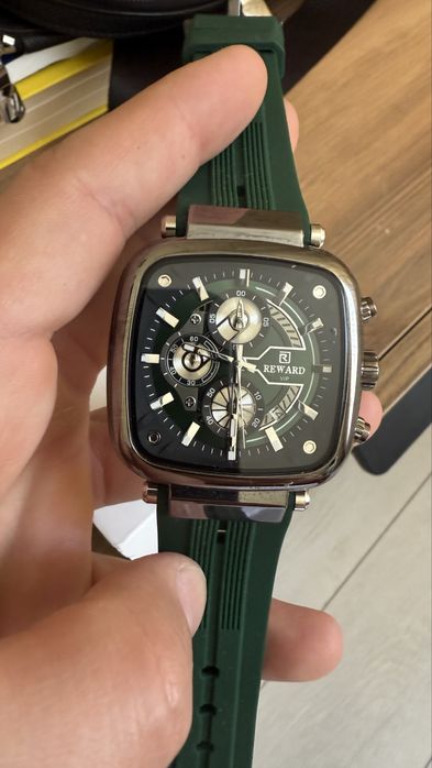 Часы мужские Reward Новые
