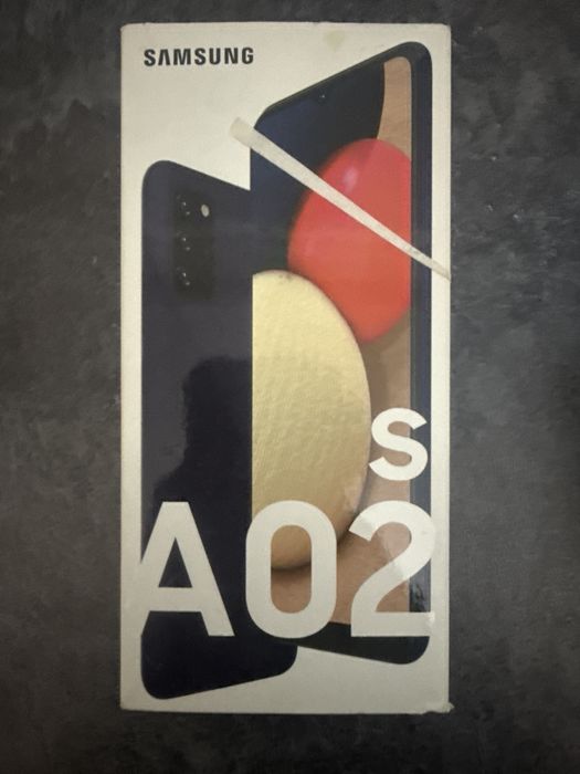 Продам телефоны А02s и А51 самсунг