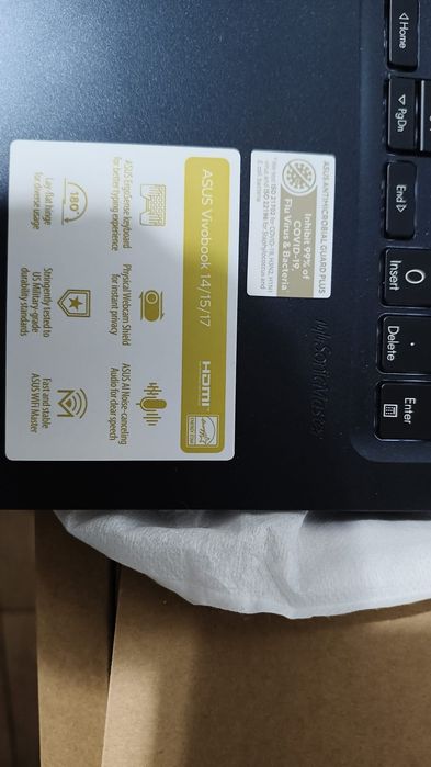Leptop asus vivobook