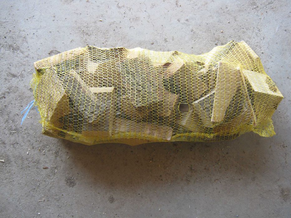 Продавам чамови изрезки