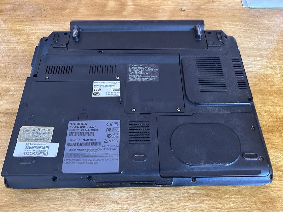 Лаптоп Toshiba Satelite U305