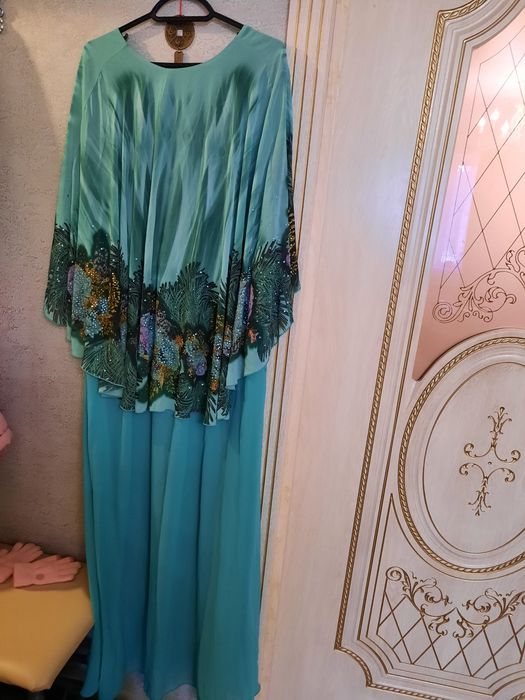 Нарядное ,вечернее платье