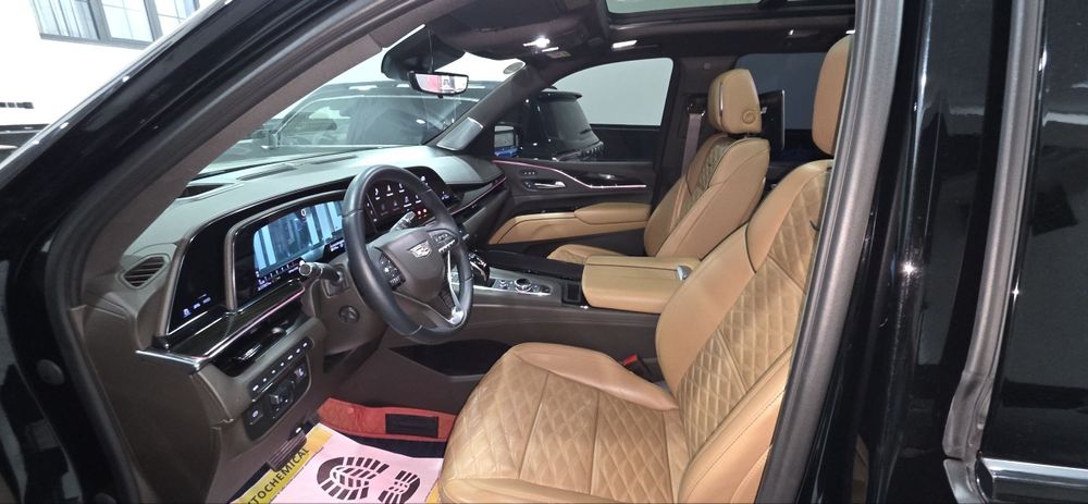 Cadillac Escalade Sport Platinum