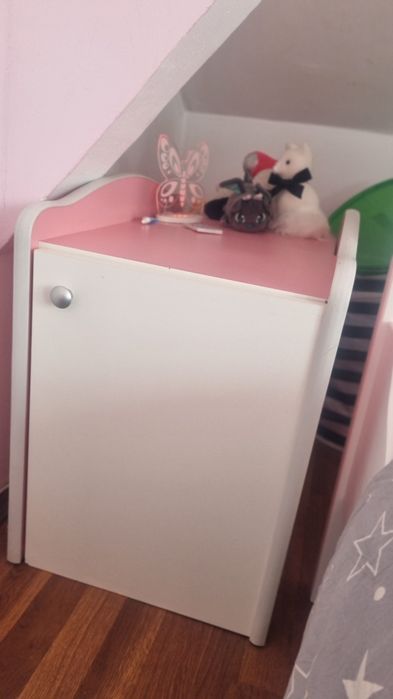 Birou + spatiu depozitare