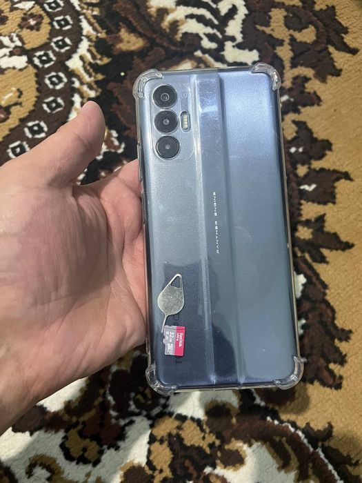 Tecno pova 3 telefoni 6/128