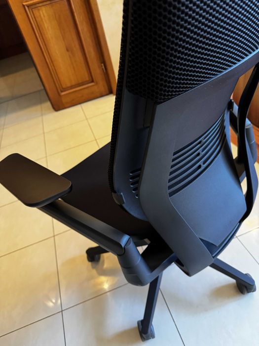 Scaun ergonomic Steelcase Gesture